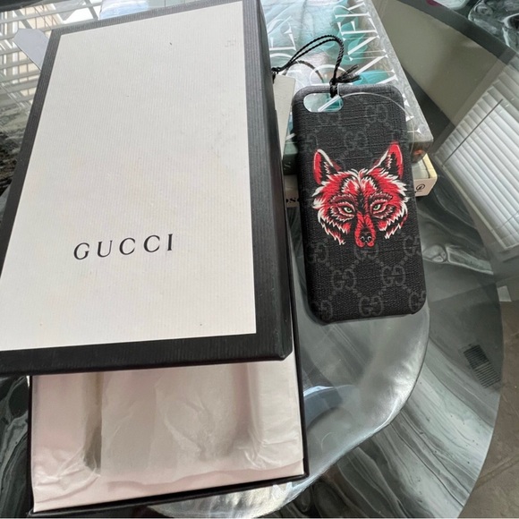 Gucci Supreme wolf IPhone 7 case - Picture 2 of 5